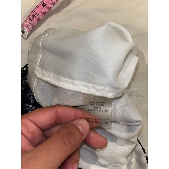 ALEXIS Black Lace Up Pants With Floral Pattern size Medium - Picture 8 of 10